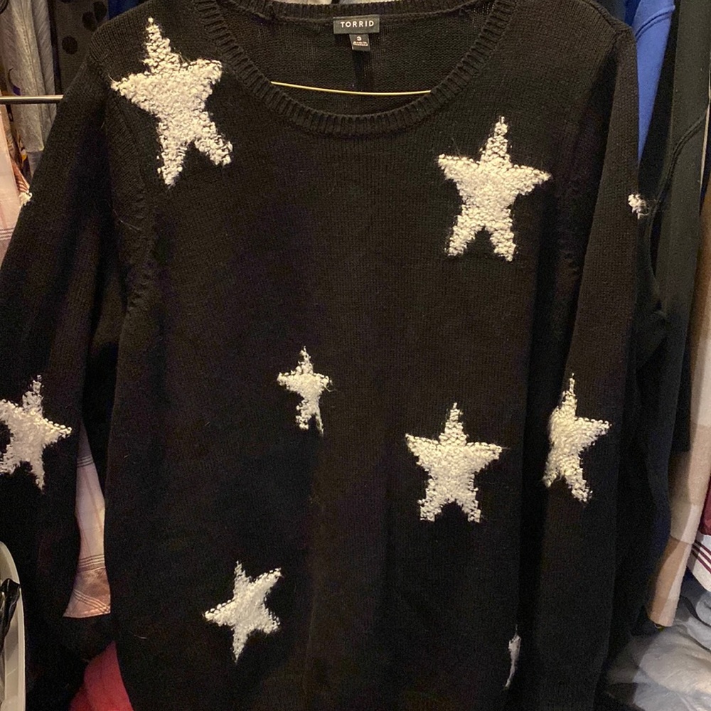 ✨STAR DESIGN SWEATER✨